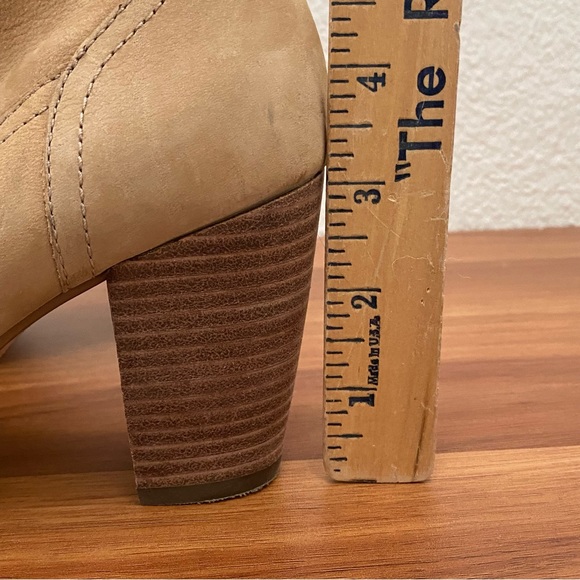 UGG “Thames” Nude Suede Leather Ankle Heeled Boots in Wet Sand Color Size 6 - Picture 10 of 16